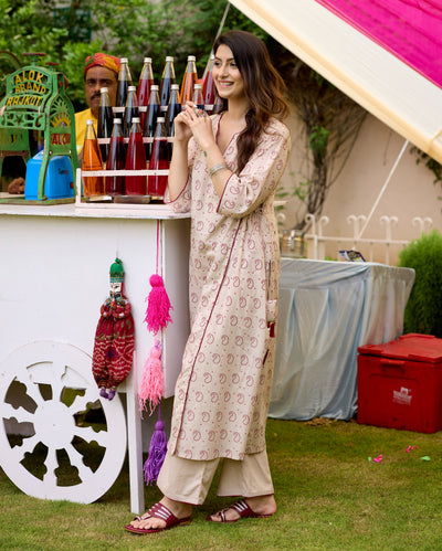 Neeti Beige Bandhani Cotton Kurta Set
