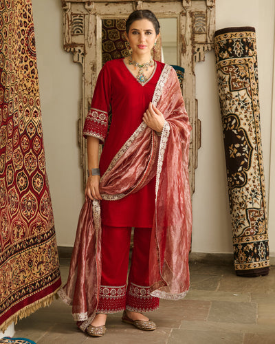 Dariki Red Embroidered Velvet Suit Set