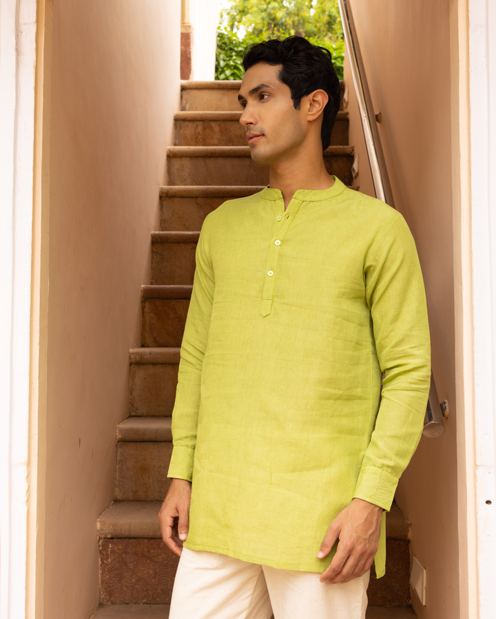 Vayun Green Solid Cotton Flex Kurta