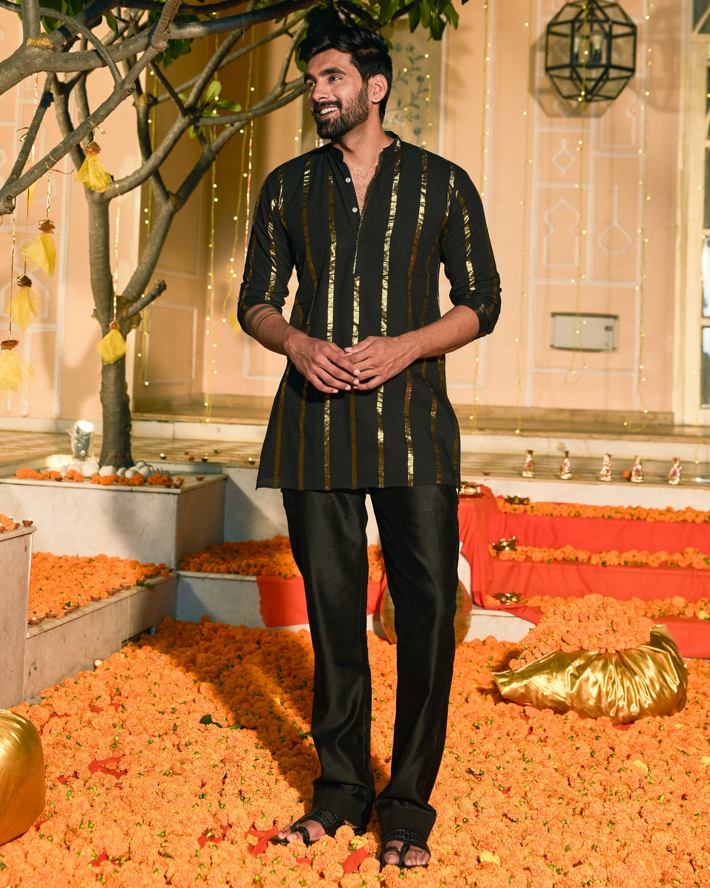 Veeraj Black Knitted Lurex Kurta