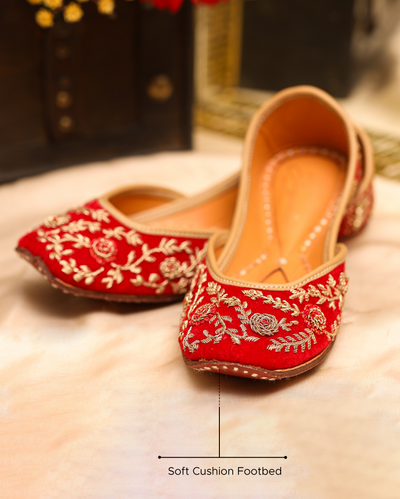 Red Floret Handcrafted Jutti