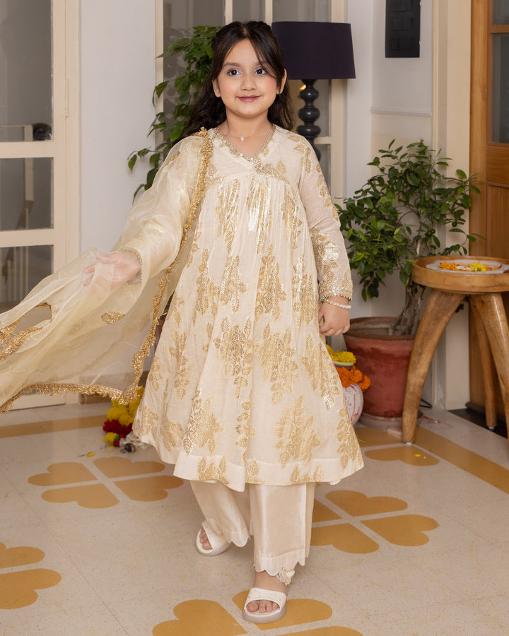 Coco Cream Solid Jacquard Suit Set