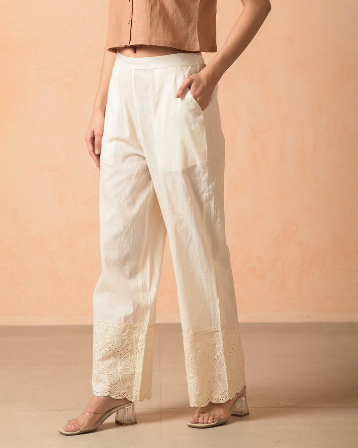 Kairo Cream Cotton Solid Straight Pants