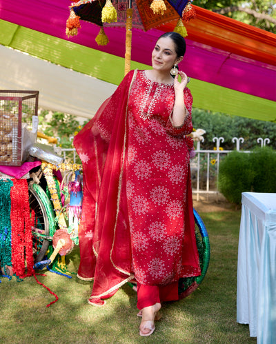 Vaidehi Maroon Bandhani Satin Suit Set