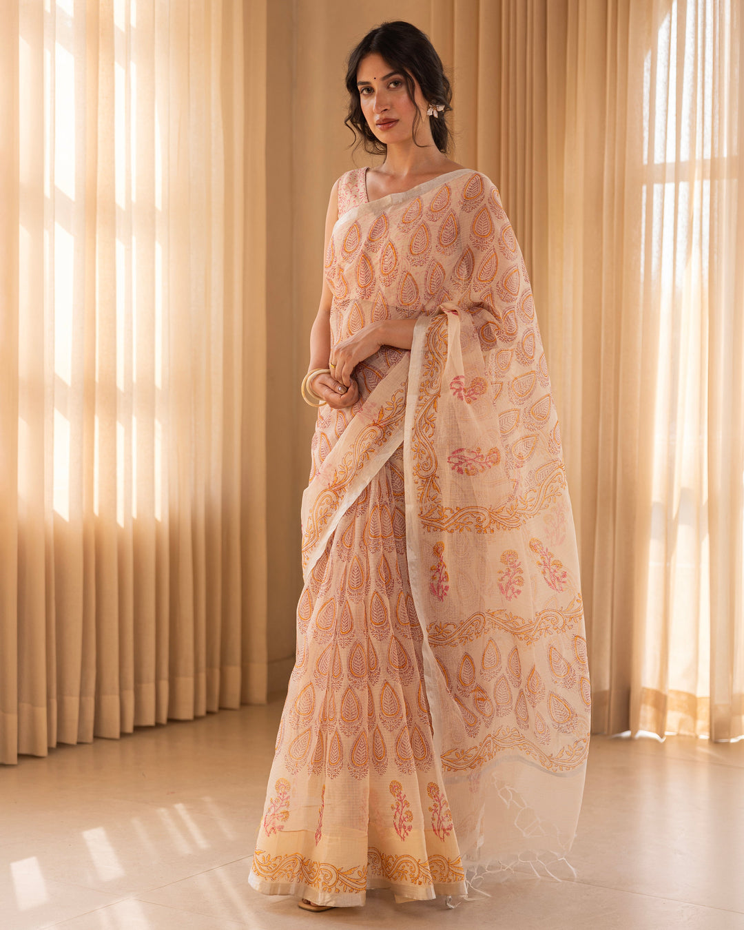 Mishri Cream Doria Printed Saree