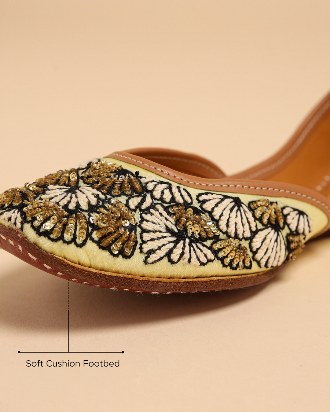 Seedpearl Handcrafted Jutti