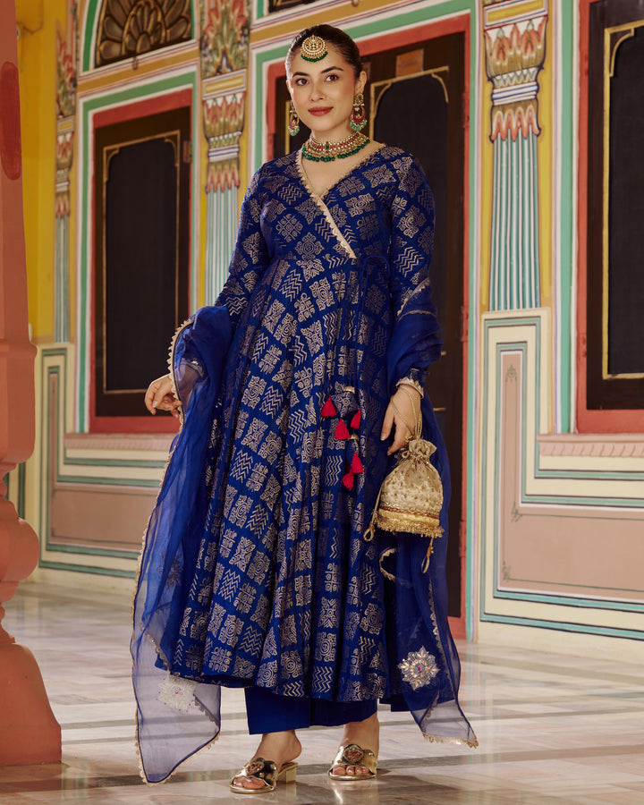 Vastra Blue Jacquard Suit Set