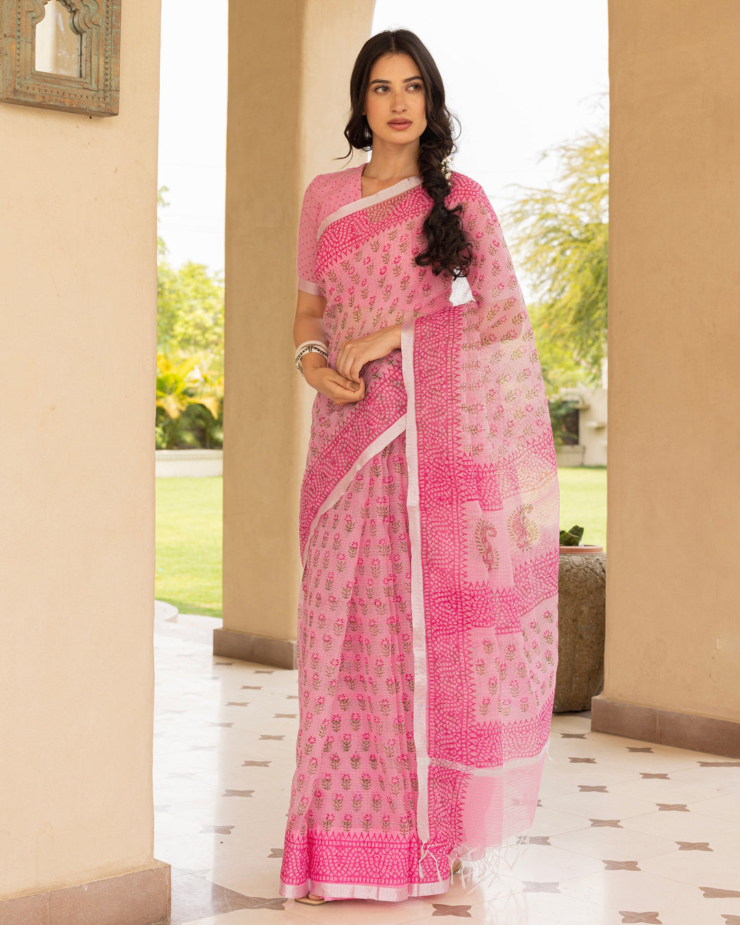 Mannat Pink Doria Printed Saree