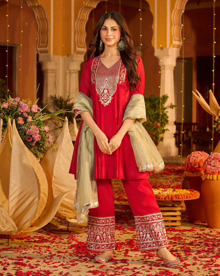 Shreya Magenta Embroidered Chanderi Suit Set