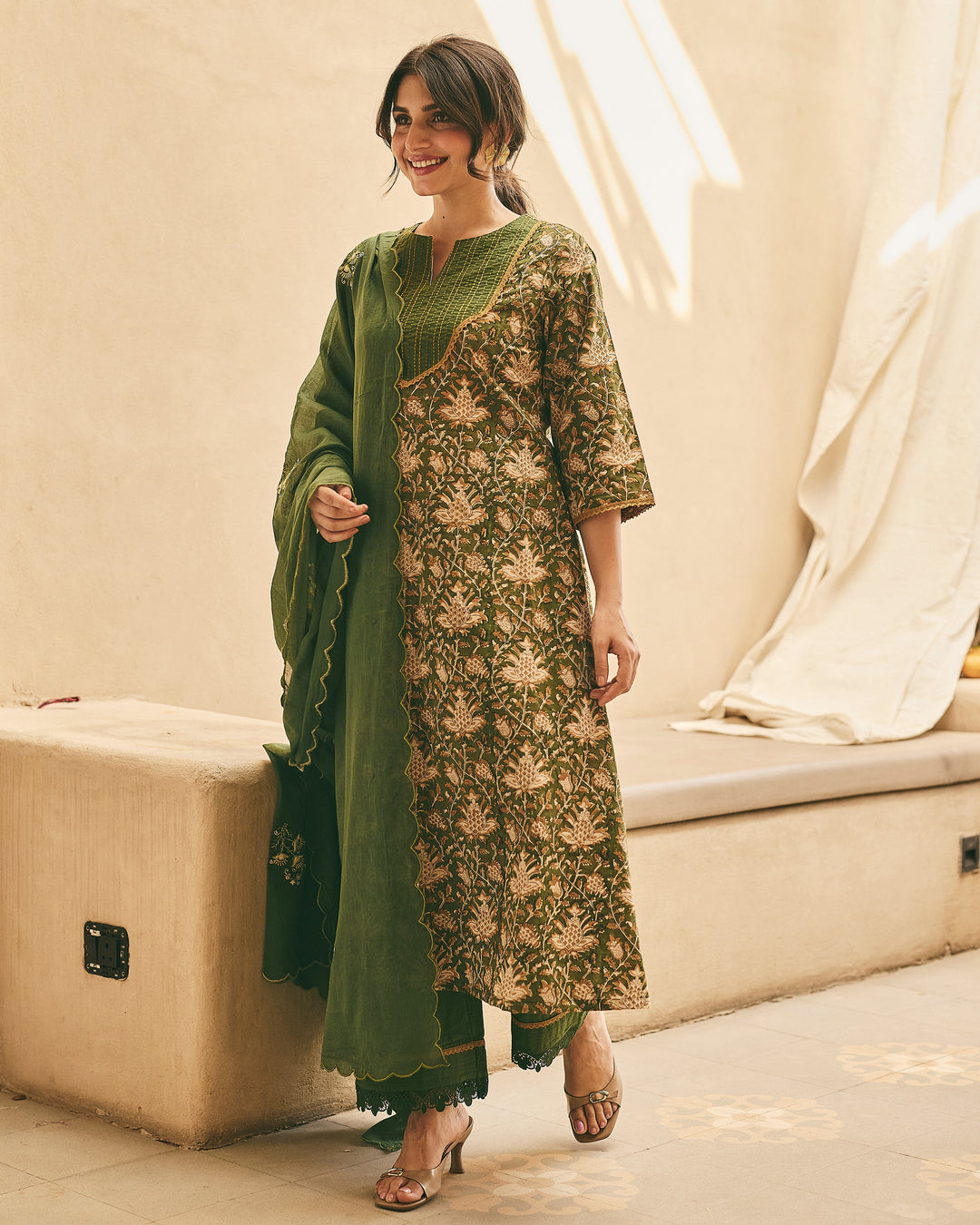 Kalyaa Green Cotton Printed Suit Set