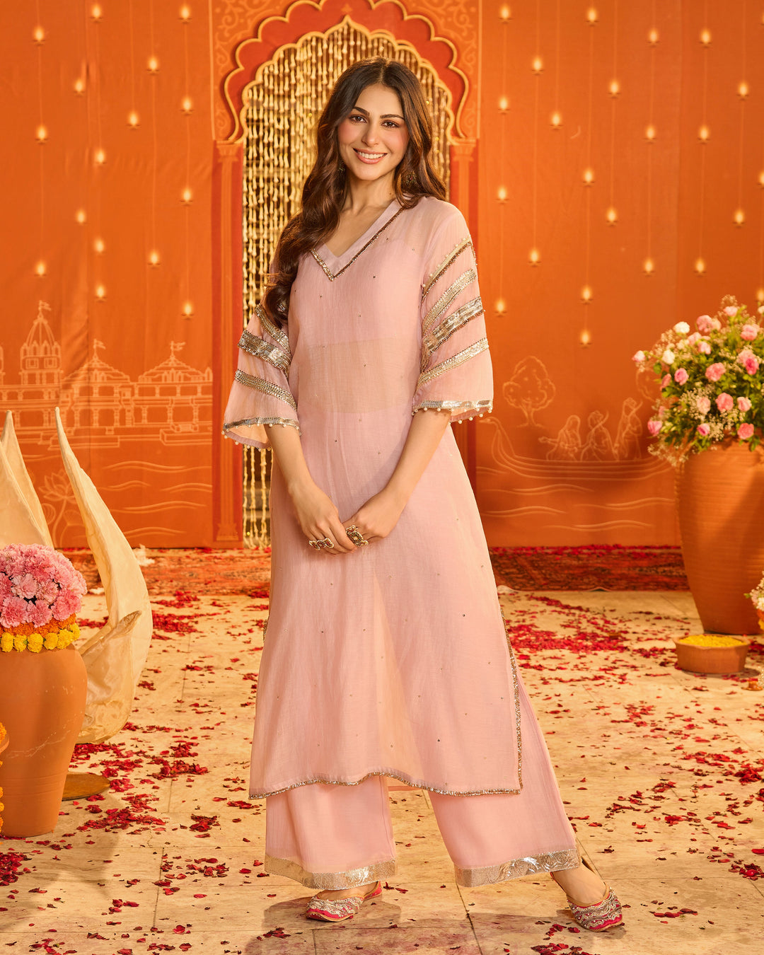 Rajeshwari Light Pink Embroidered Chanderi Kurta Set