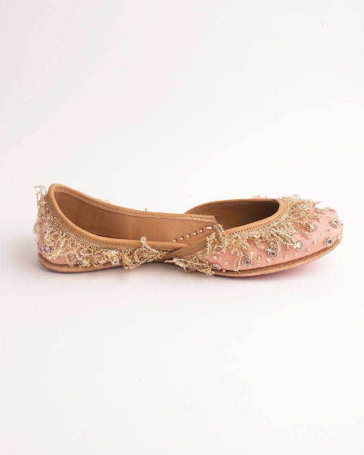 Sethi Peach Handcrafted Jutti