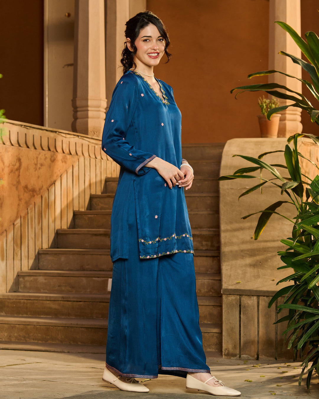 Zuri Blue Embroidered Crepe Kurta Set