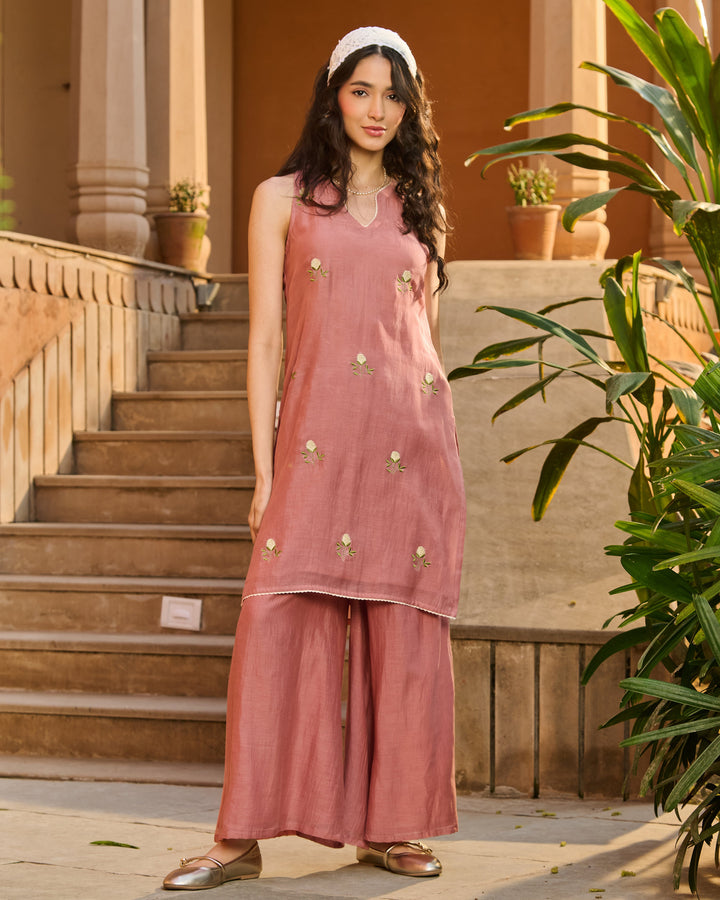 Aashi Mauve Embroidered Chanderi Kurta Set