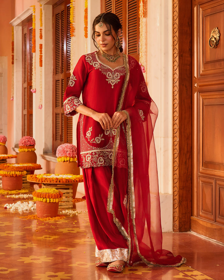 Shubhika Red Embroidered Chanderi Farsi Salwar Set