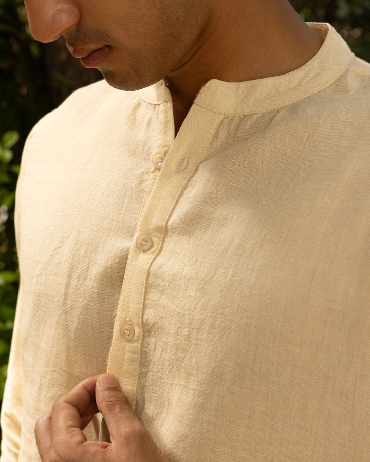 Vaan Cream Solid Cotton Flex Kurta