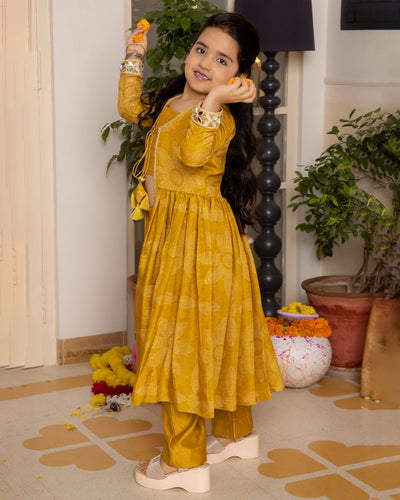 Tara Mustard Bandhani Chanderi Coord Set