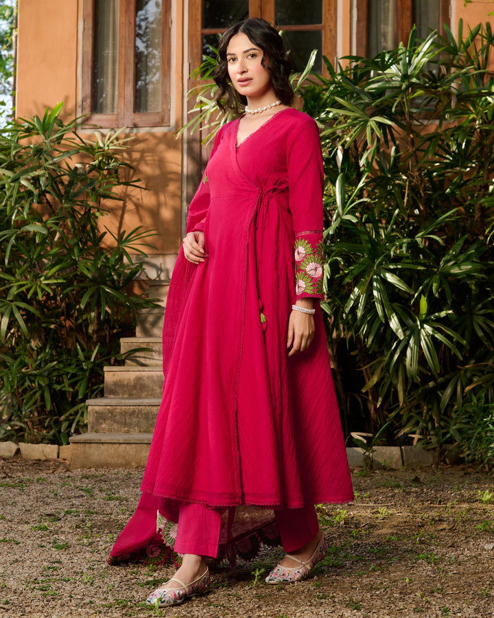 Saira Pink Embroidered Doria Suit Set