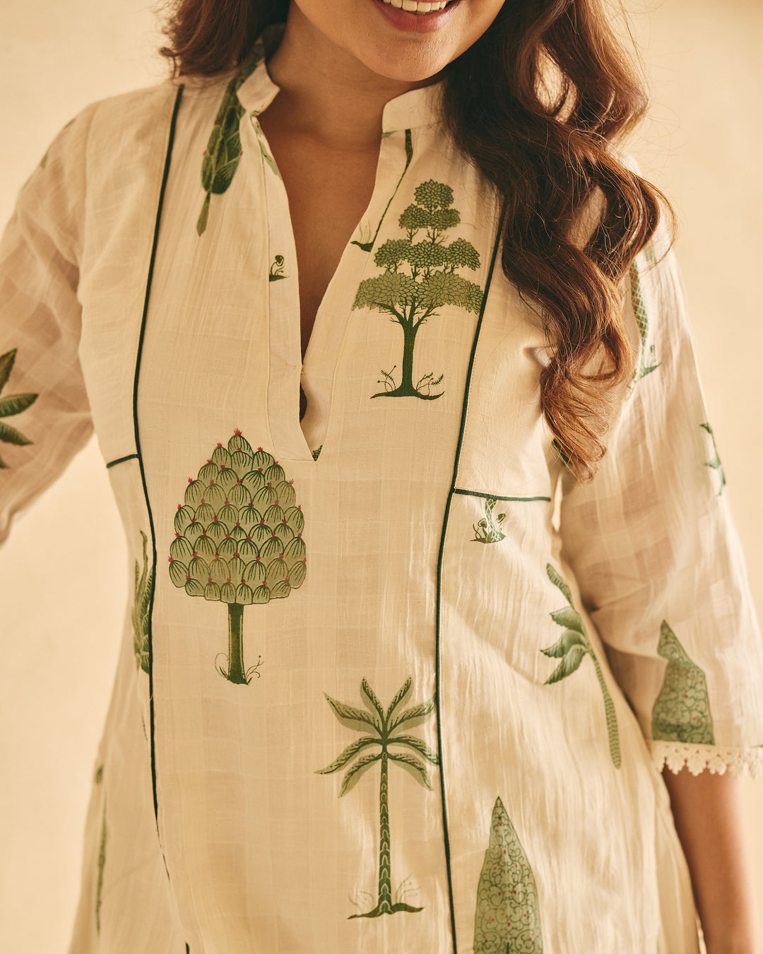 Tree Off White Cotton Big Checks Printed Kurta Set