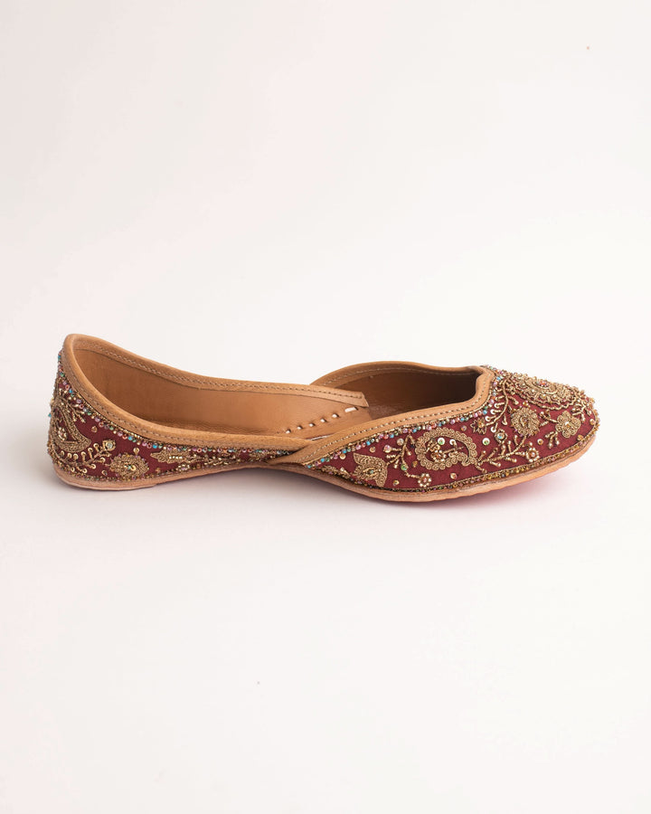 Marwa Maroon Handcrafted Jutti