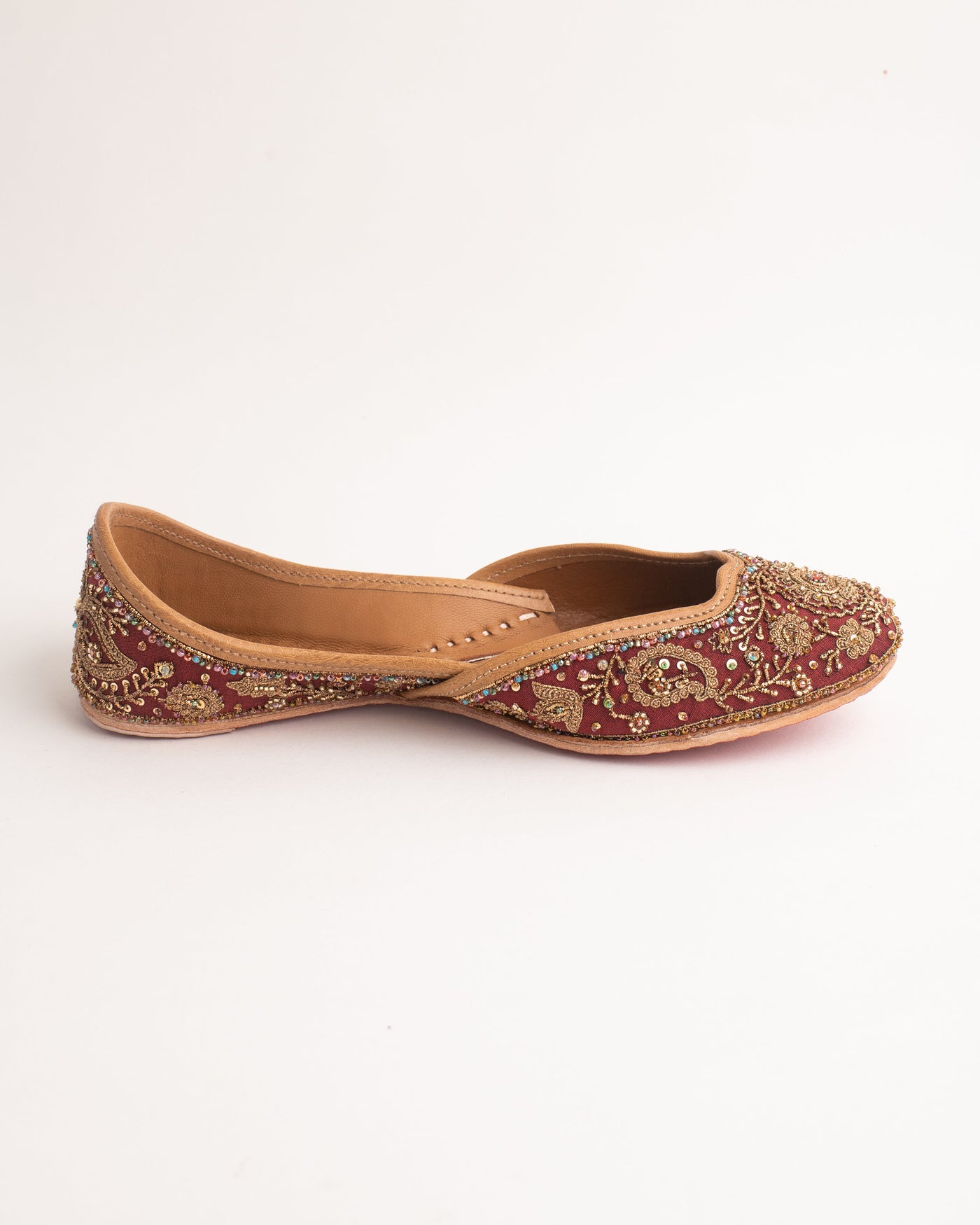 Marwa Maroon Handcrafted Jutti