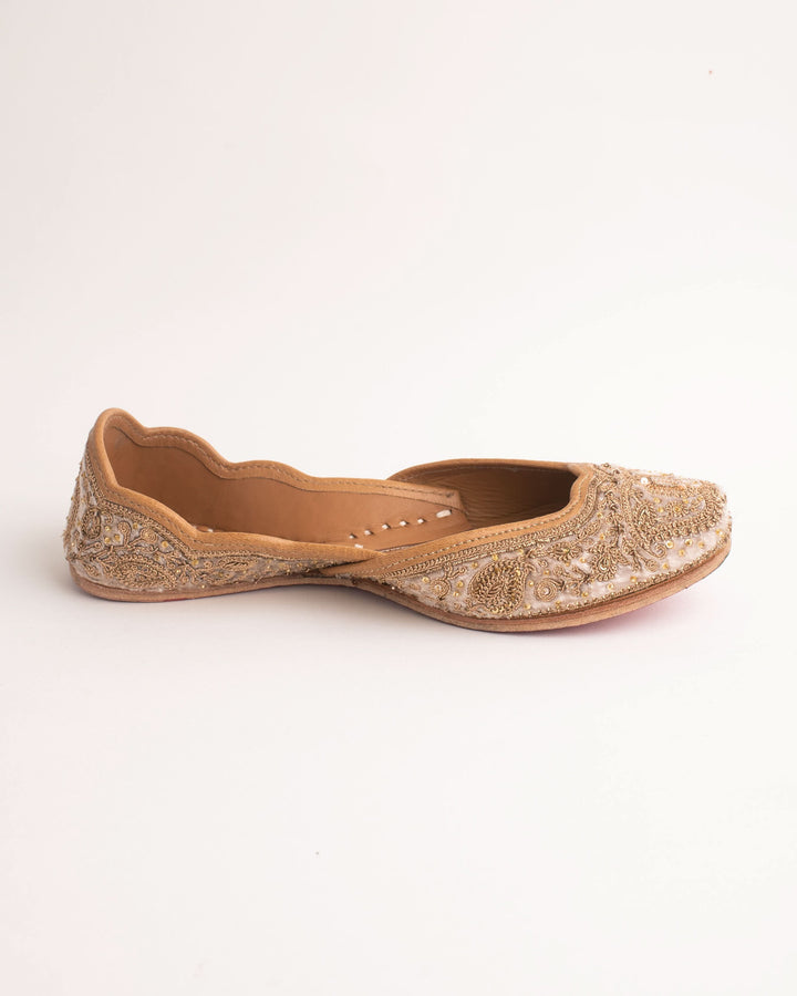 Jashn White Handcrafted Jutti
