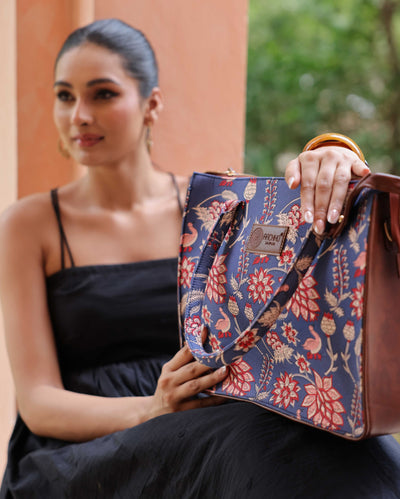Orya Blue Shoulder Bag