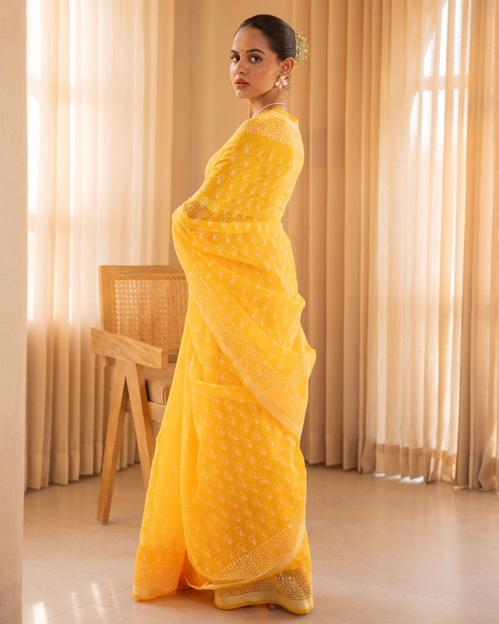 Abeer Yellow Doria Printed Saree