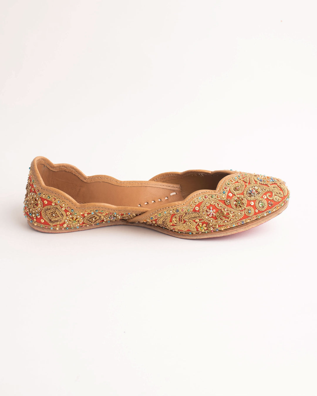 Hunar Red Handcrafted Jutti