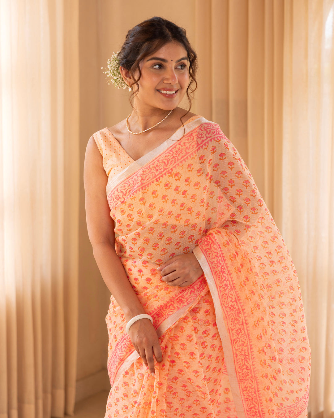 Aarohi Light Yellow Doria Printed Saree