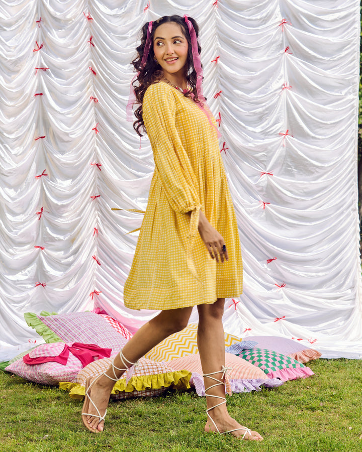 Kajol Yellow Cotton Checks Printed Dress