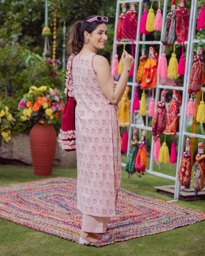 Mukti Pink Bandhani Cotton Kurta Set