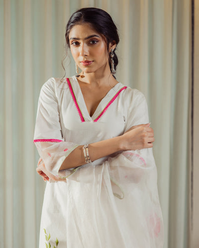 Poise White Handpainted Cotton Suit Set