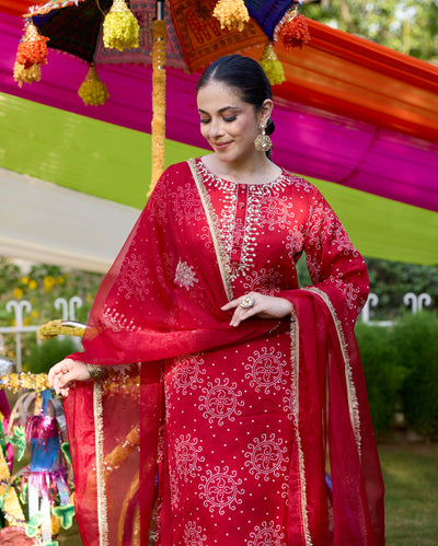 Vaidehi Maroon Bandhani Satin Suit Set