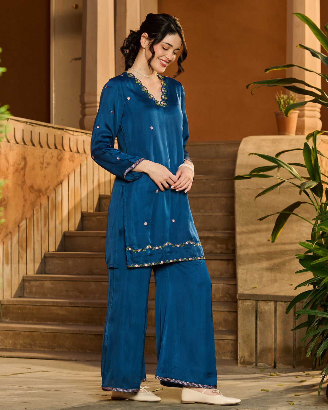 Zuri Blue Embroidered Crepe Kurta Set