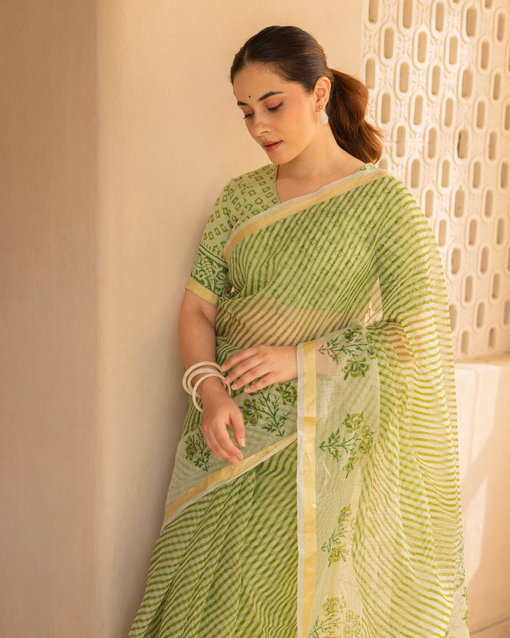 Ruhina Light Green Doria Printed Saree