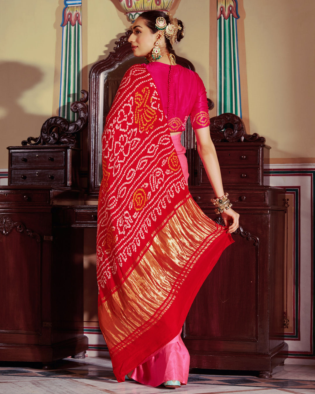 Sugandh Pink Kajol Bandhej Silk Saree