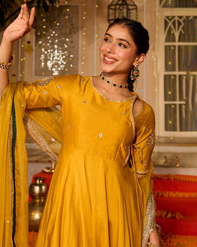 Noorani Yellow Solid Chanderi Suit Set