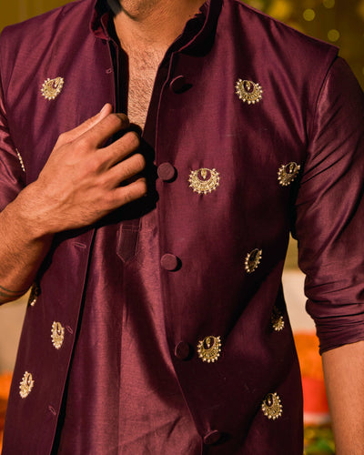 Parakram Plum Embroidered Chanderi Jacket And Kurta Set