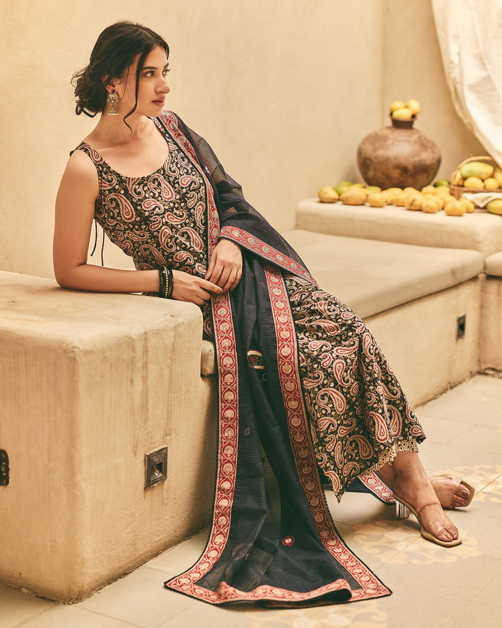Ivana Black Cotton Printed Suit Set