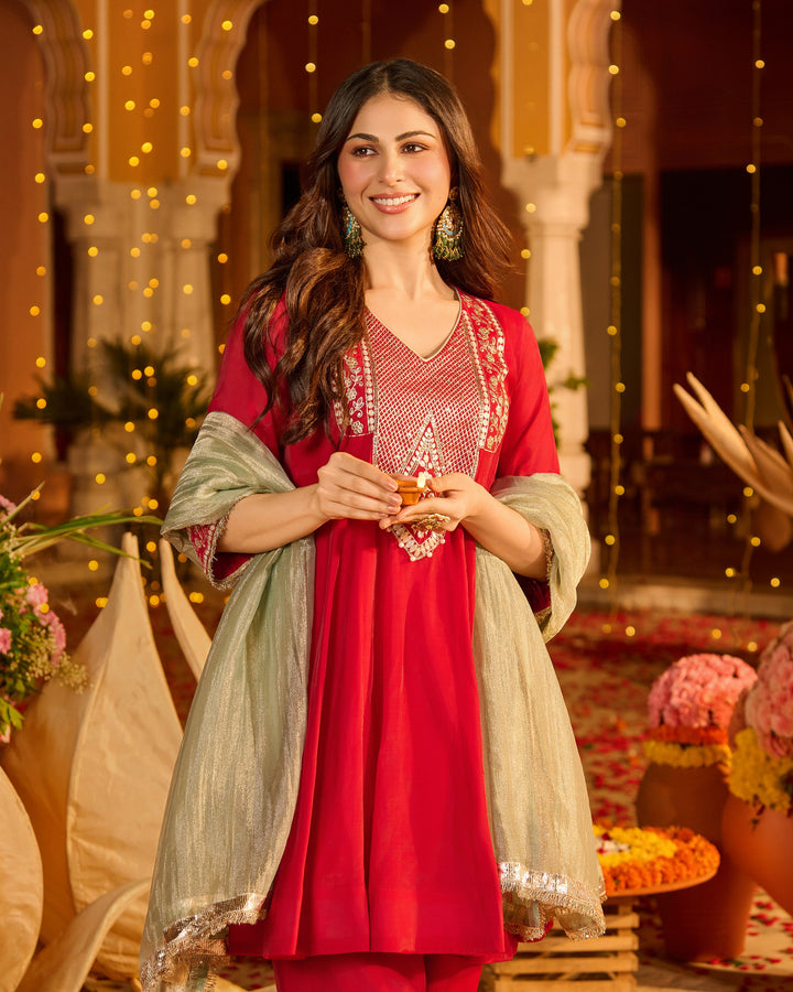 Shreya Magenta Embroidered Chanderi Suit Set