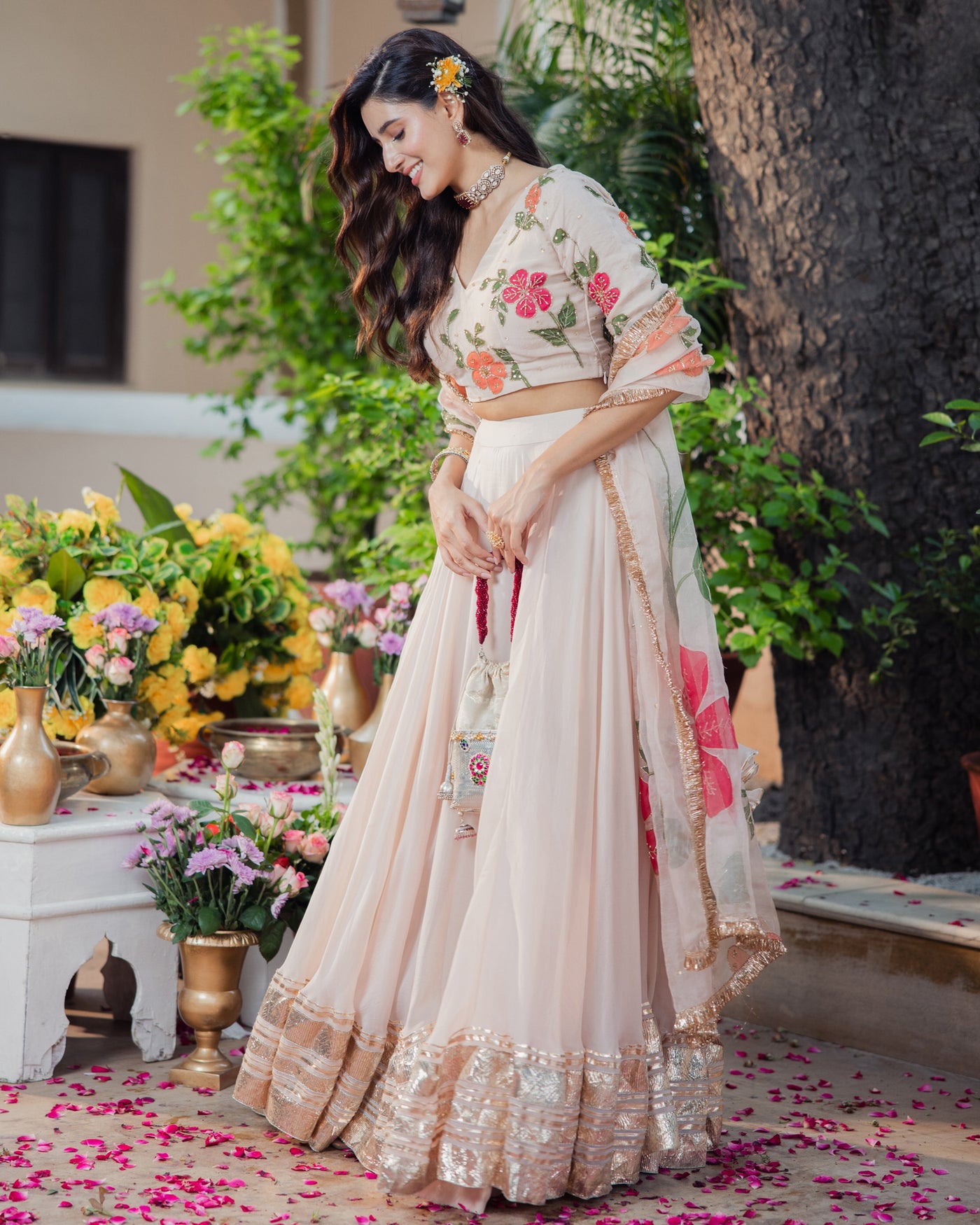 Gulzar Ivory Handpainted Viscose Organza Lehenga Set