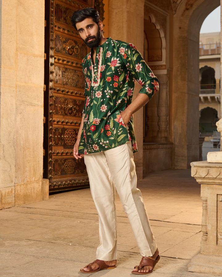 Ayaan Green Printed Chanderi Kurta