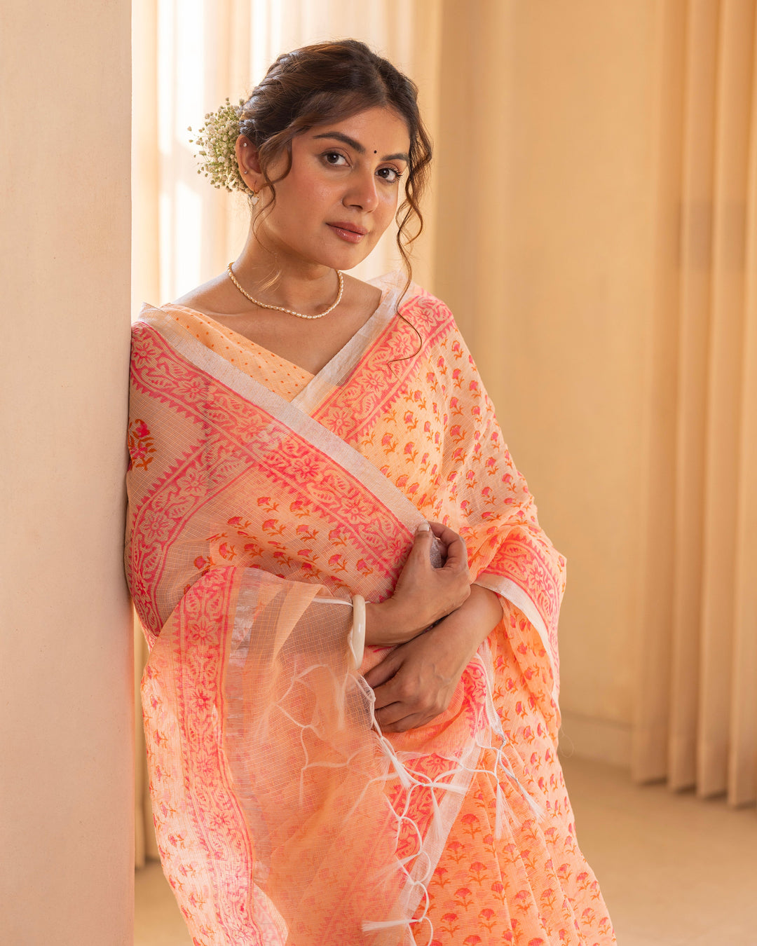 Aarohi Light Yellow Doria Printed Saree