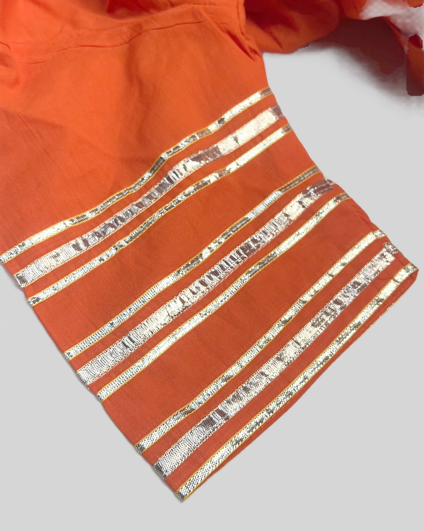 Neria Gotapatti Tier Suit Set