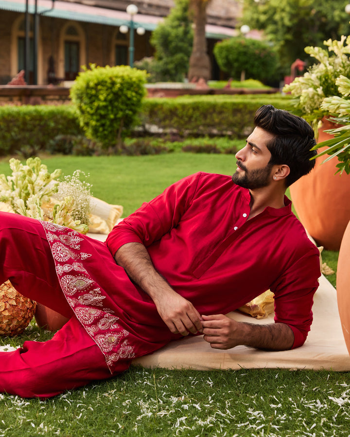 Aarambh Red Chanderi Embroidered Kurta