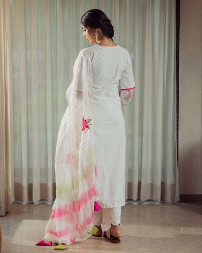 Poise White Handpainted Cotton Suit Set