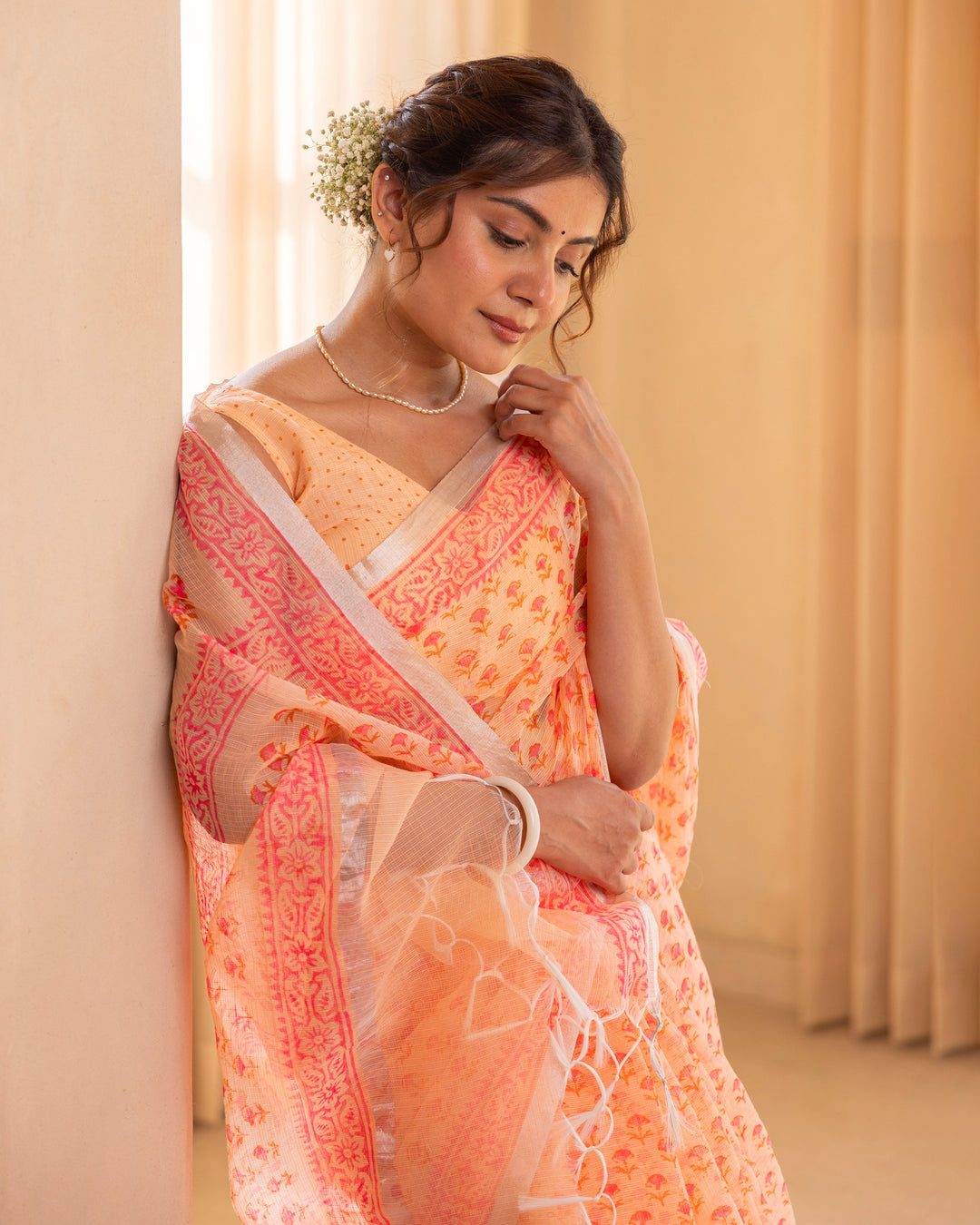 Aarohi Light Yellow Doria Printed Saree