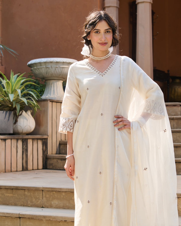 Sera Off White Embroidered Chanderi Suit Set