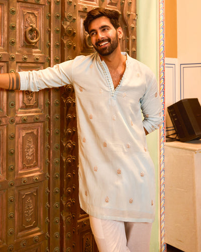 Udayan Blue Embroidered Chanderi Kurta